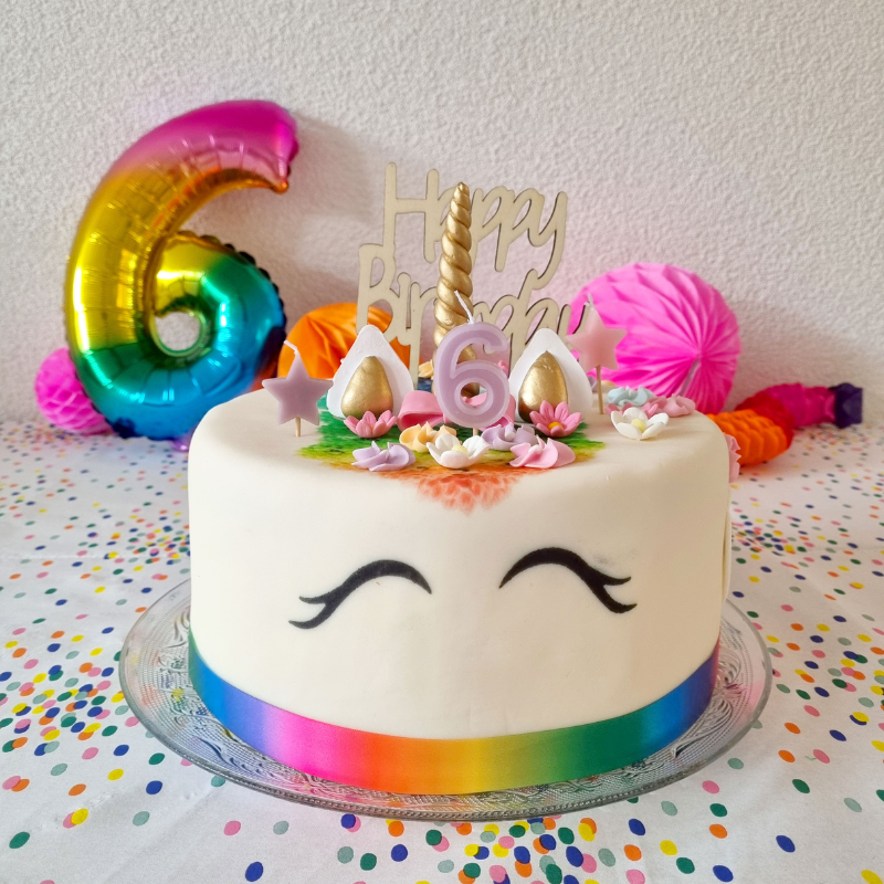 Rainbow Unicorn Deluxe Cake – double height