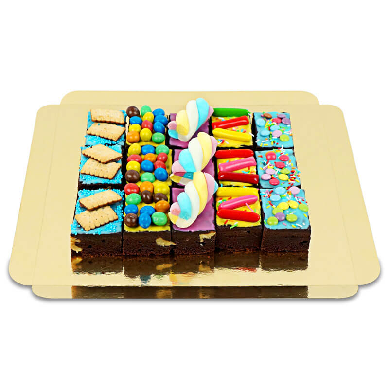 15 brownies with a colourful decoration mix