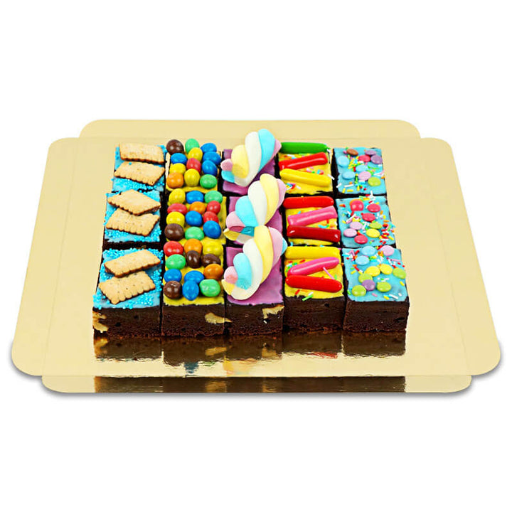 15 brownies with a colourful decoration mix