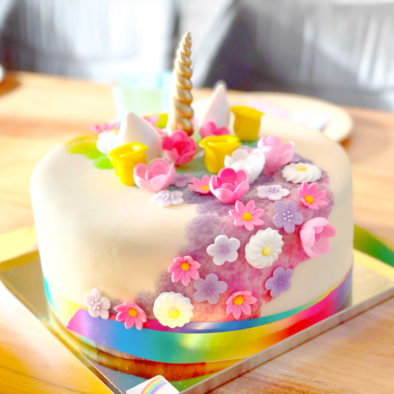 Rainbow Unicorn Deluxe Cake – double height