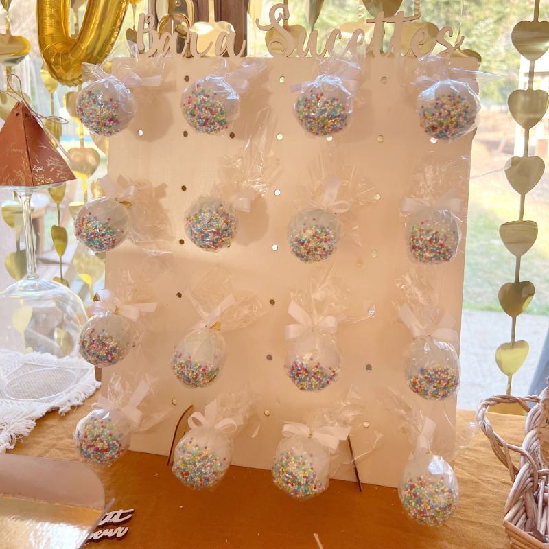 Red Gender Reveal Cake Pops "It's a Girl" (12 pieces)