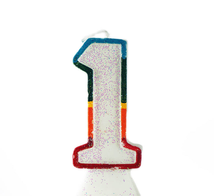 Colourful cake candles with numbers 0–9