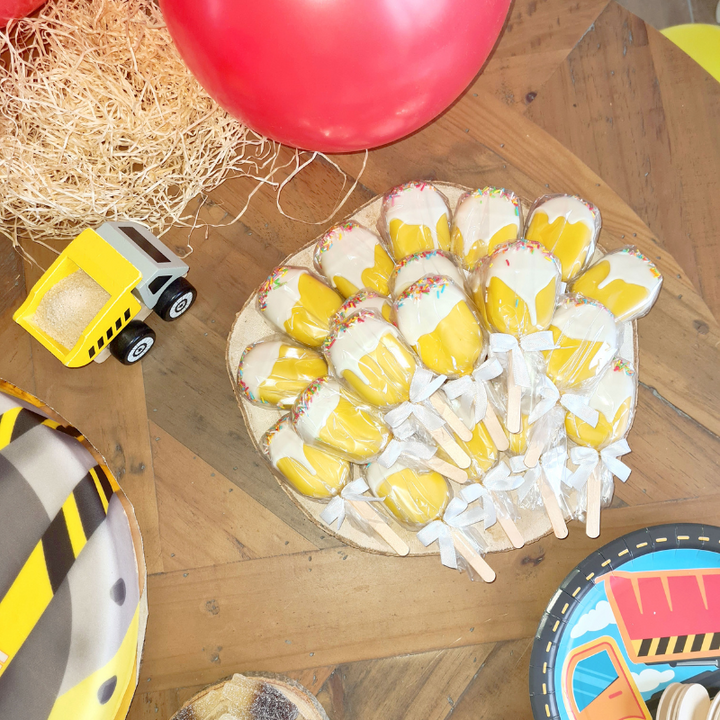 Yellow Cake Popsicles (10 pieces)