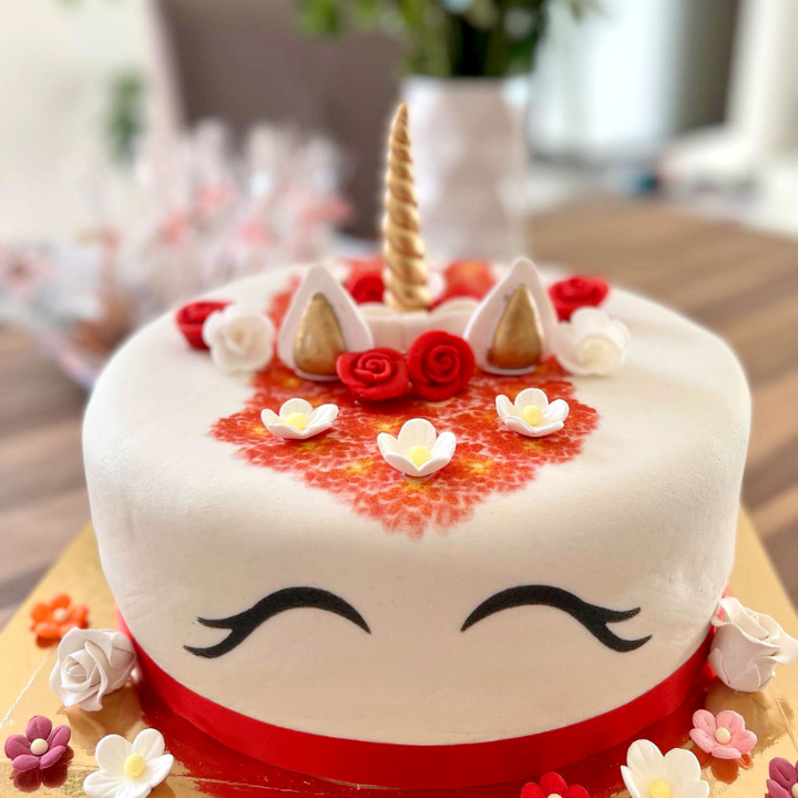 Red Unicorn Deluxe Cake – double height
