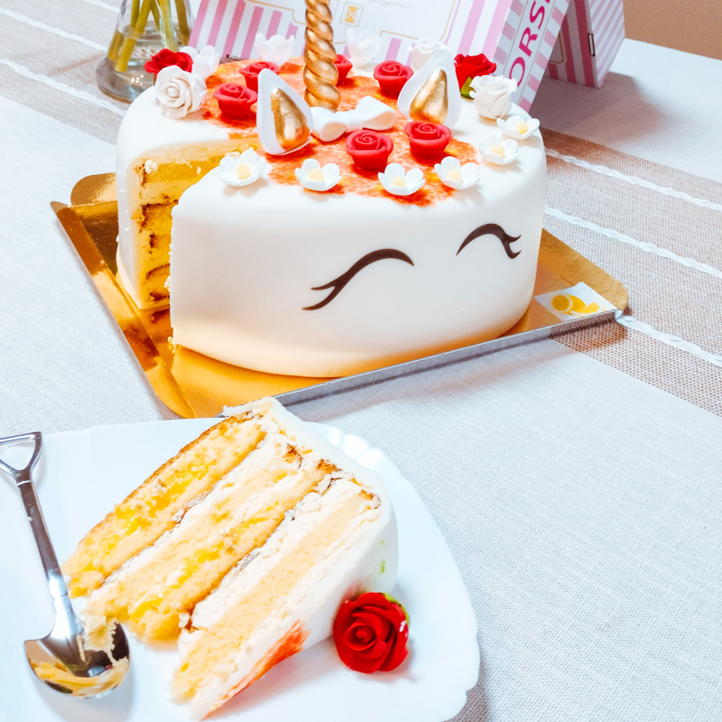 Red Unicorn Deluxe Cake – double height