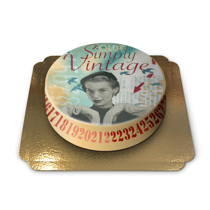 Vintage cake by Pia Lilenthal