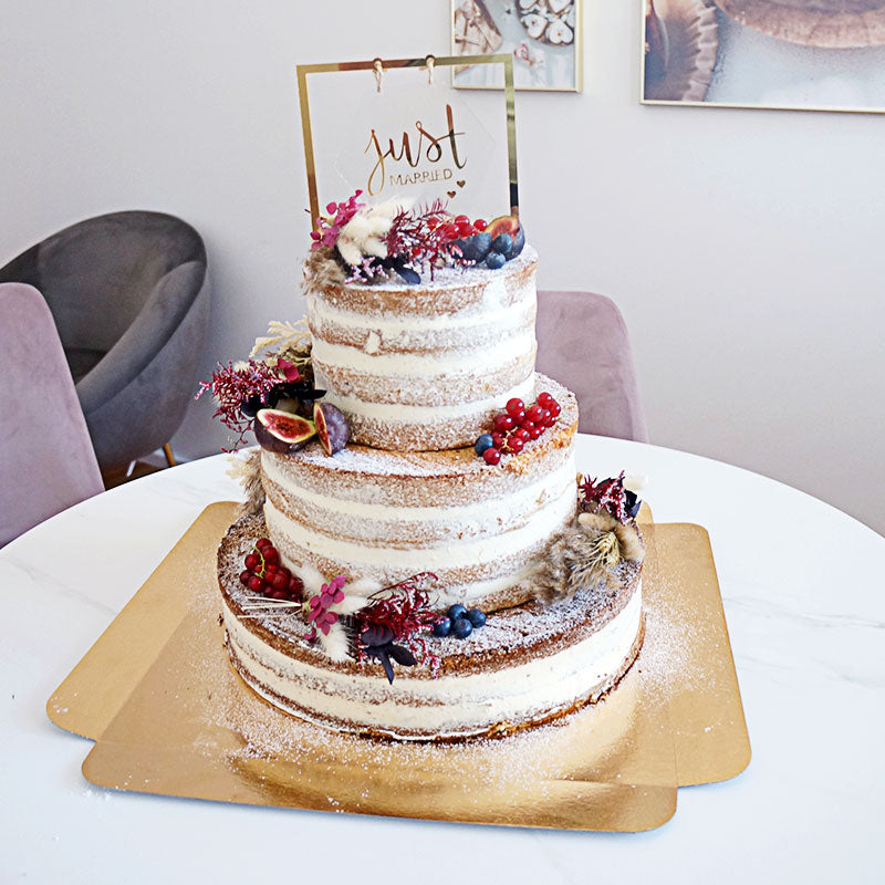 Boho Wedding Vanilla-Raspberry 3-tier including decorations and cake topper – serves 65 people!