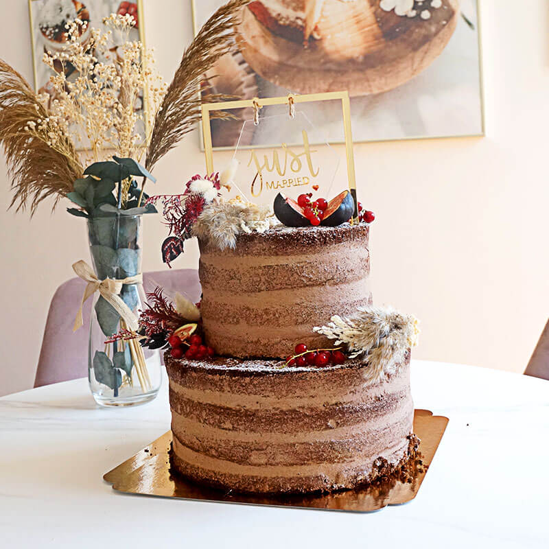 Boho Wedding Chocolate 2-tier including decorations and cake topper – serves 30 people!