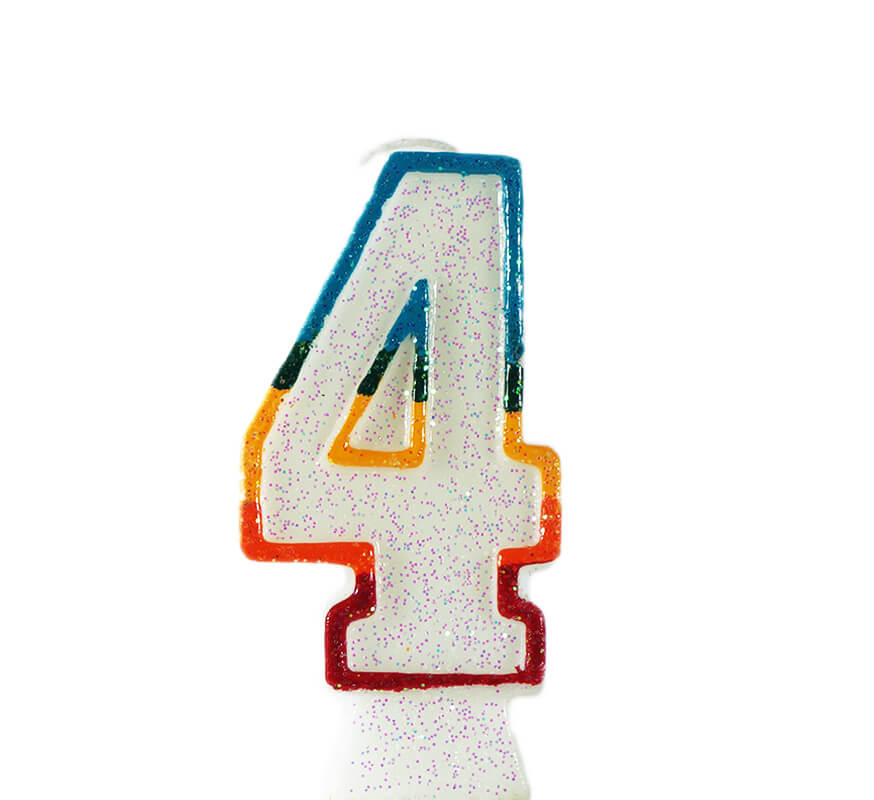 Colourful cake candles with numbers 0–9