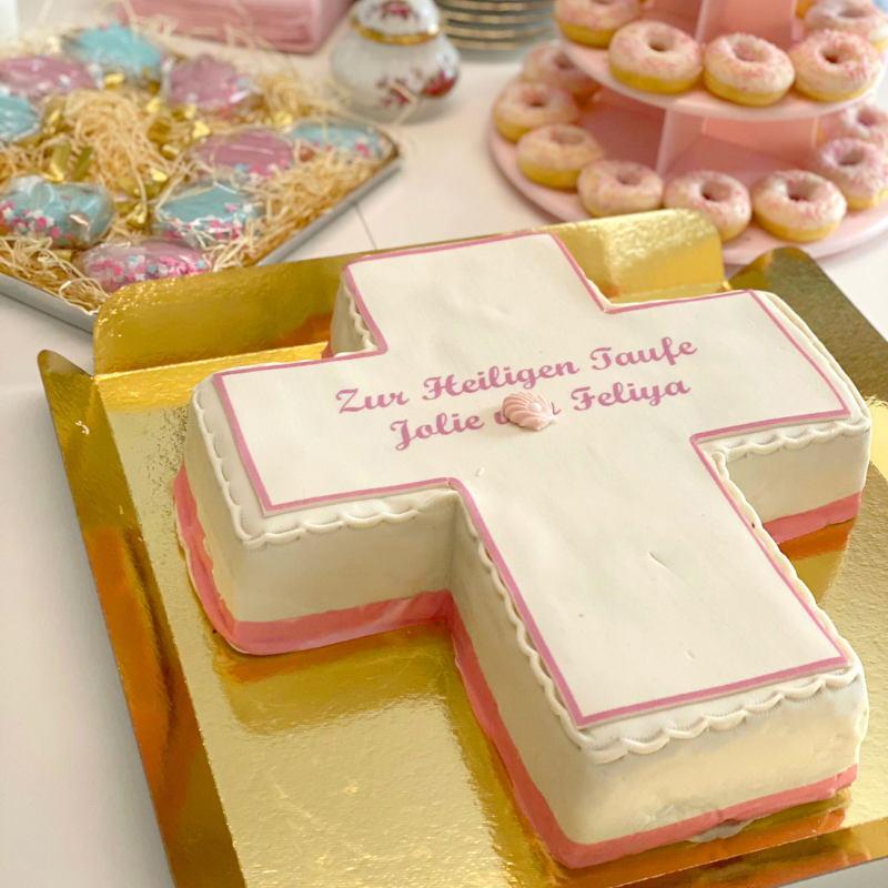 Cross cake, various colours