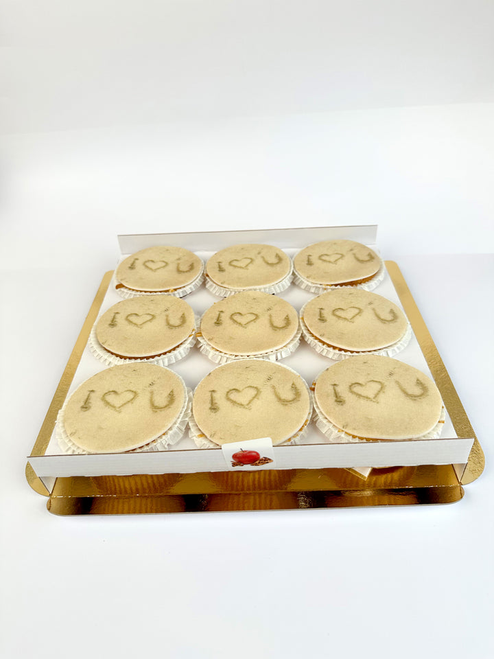 9 photo cupcakes