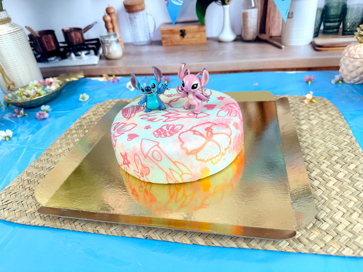 Angel & Stitch® on cake