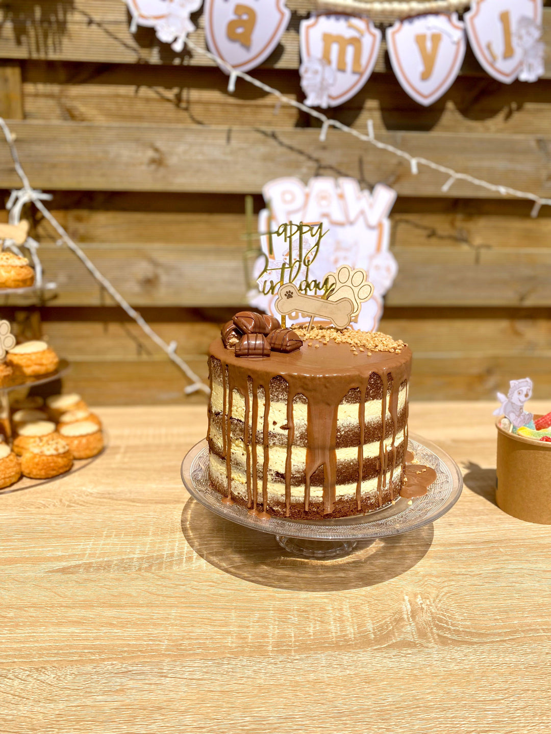 Cake with Kinder Bueno® bars