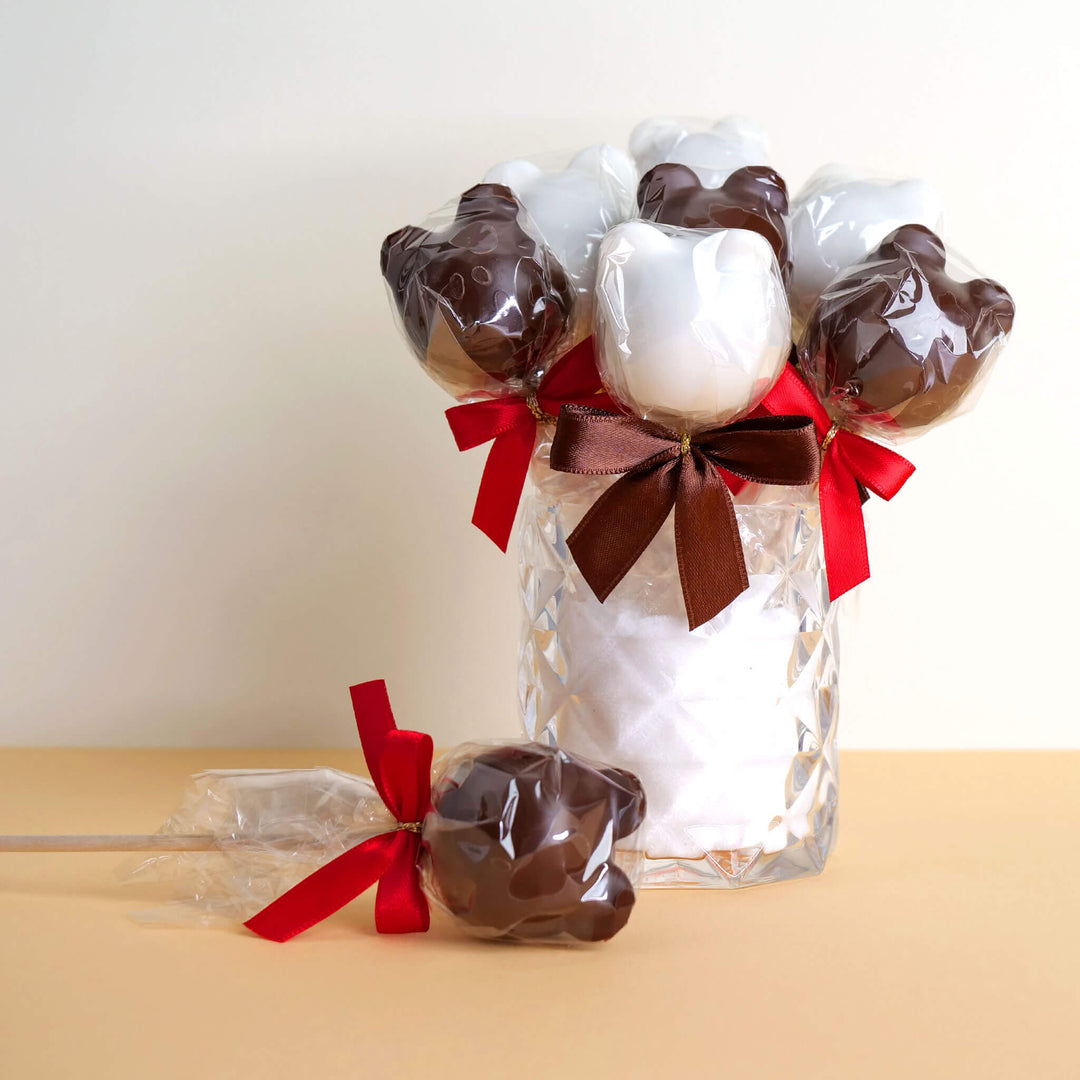 Bear Cake Pops (12 pieces)