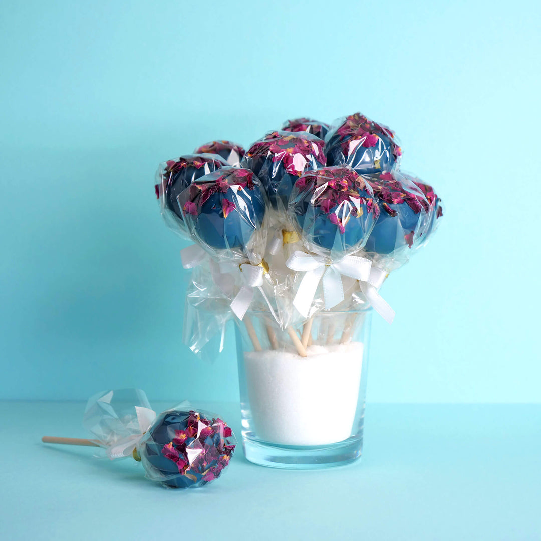 Blue rose petal cake pops (12 pieces)