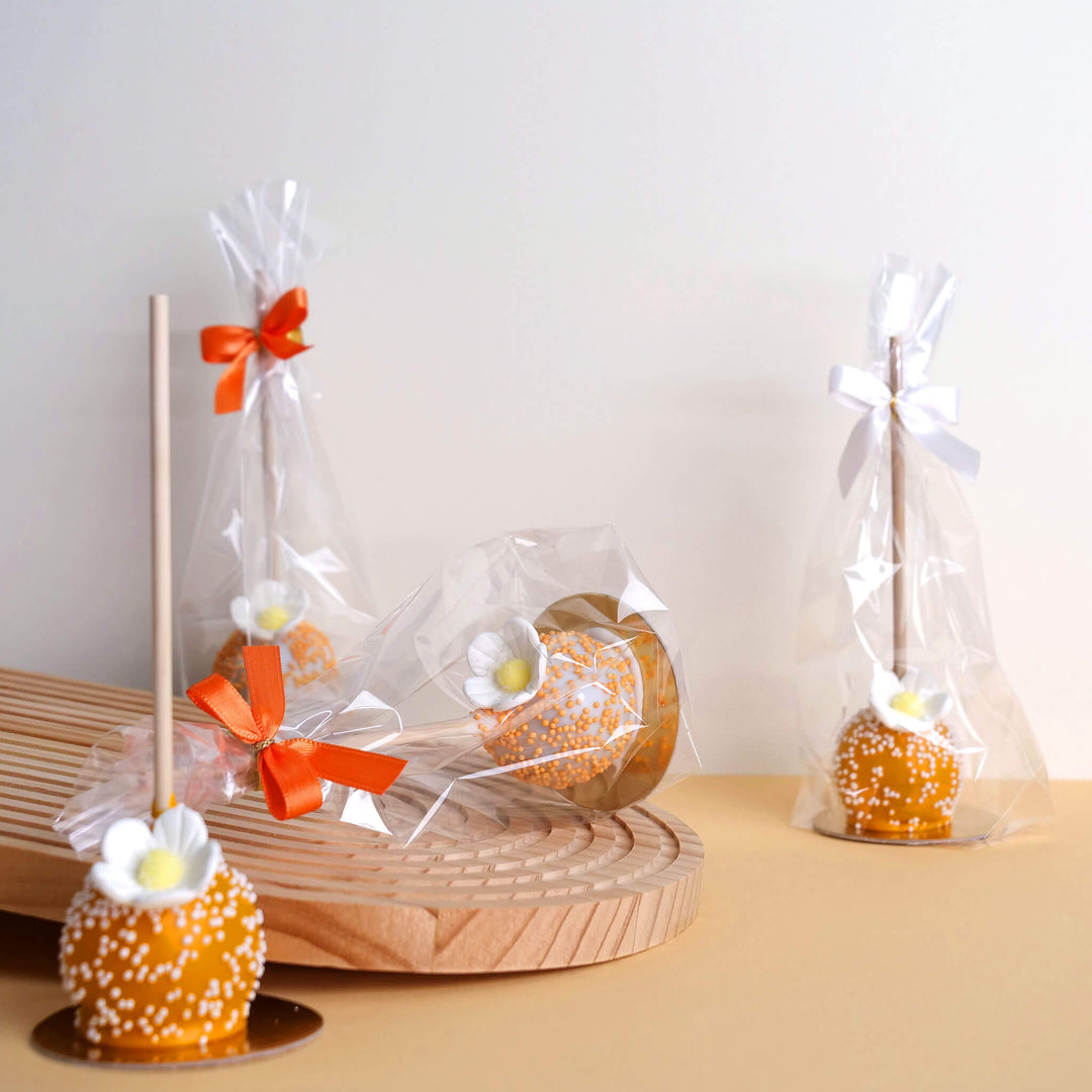 Blossom Magic Cake Pops White & Orange (10 pieces)