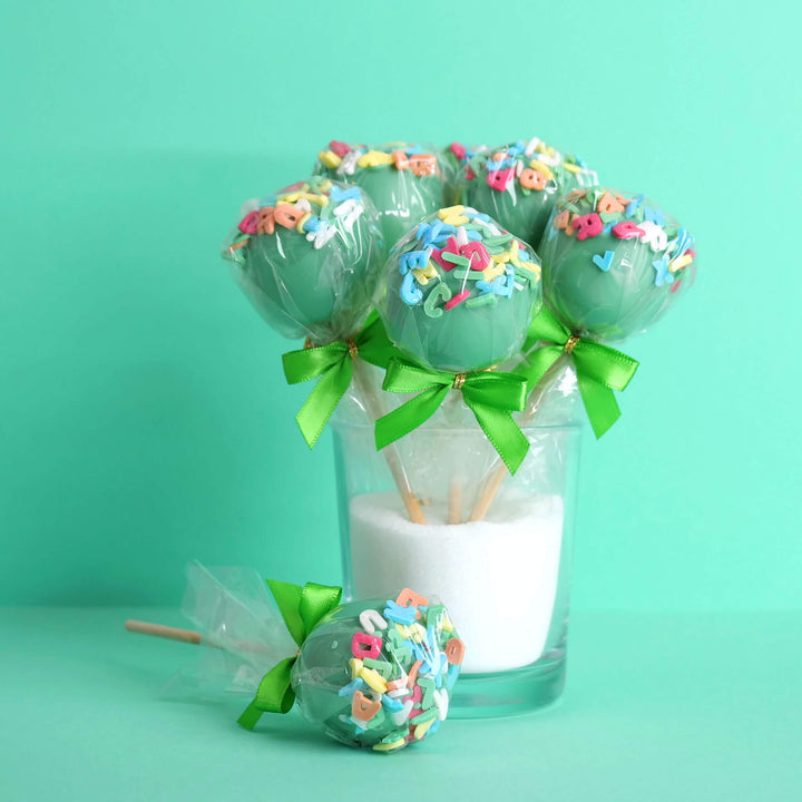 Green letter cake pops (12 pieces)