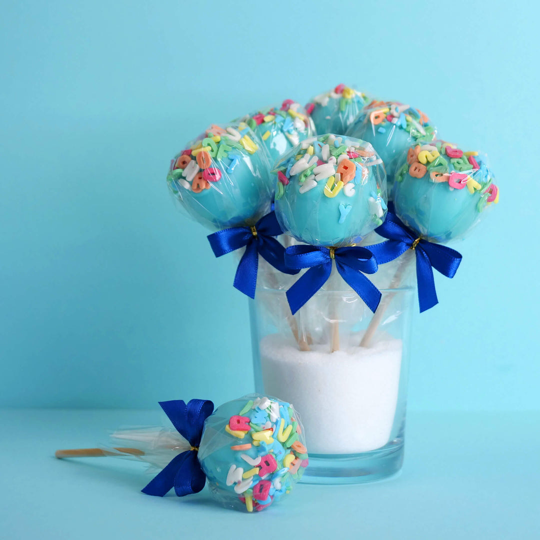 Blue letter cake pops (12 pieces)