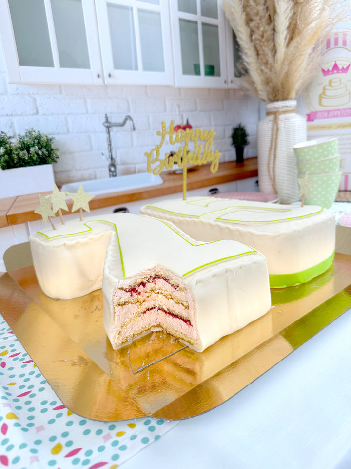 Double-digit cakes, various colours