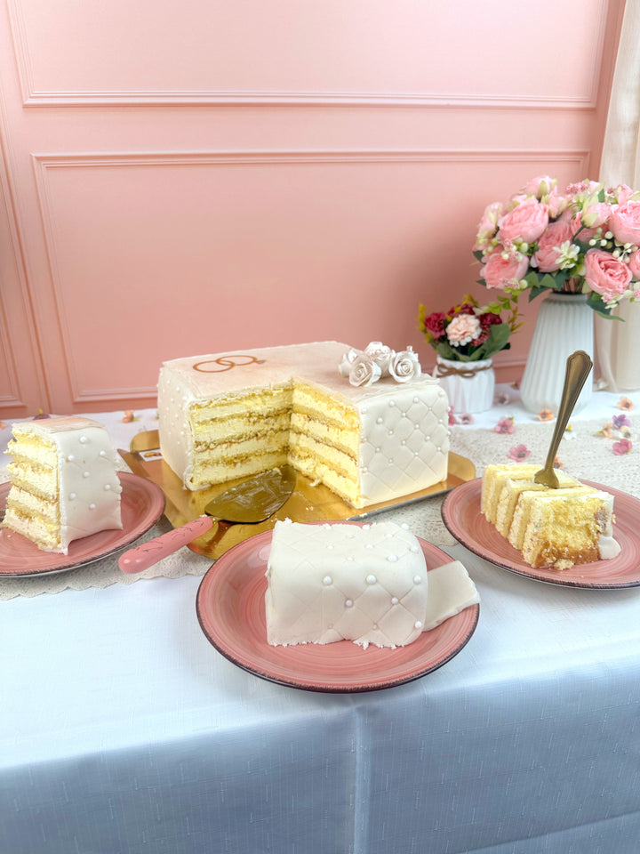 Square Deluxe Wedding Cake