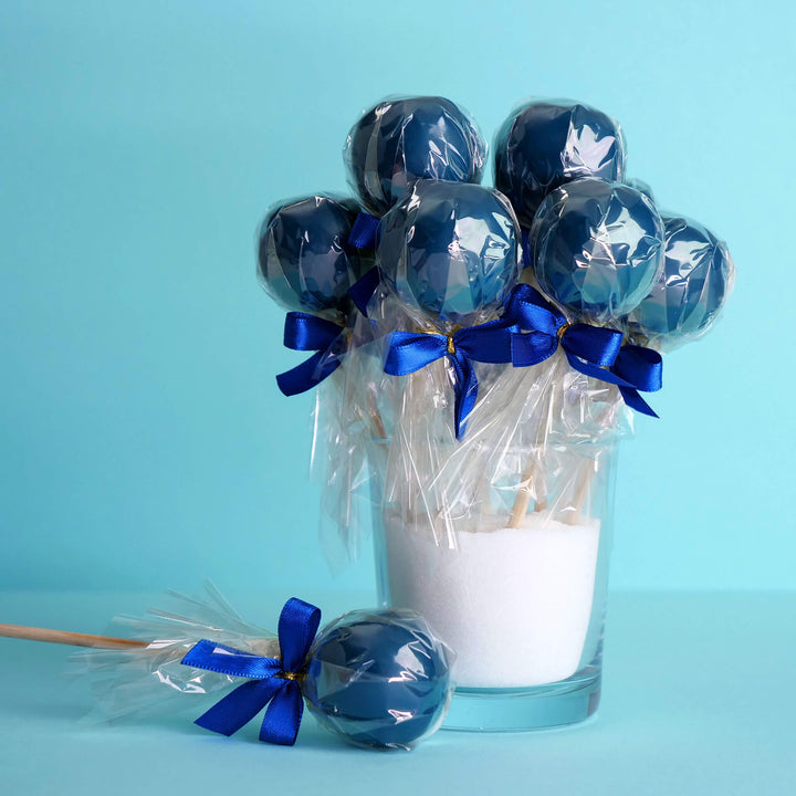 Single-colour cake pops (12 pieces)