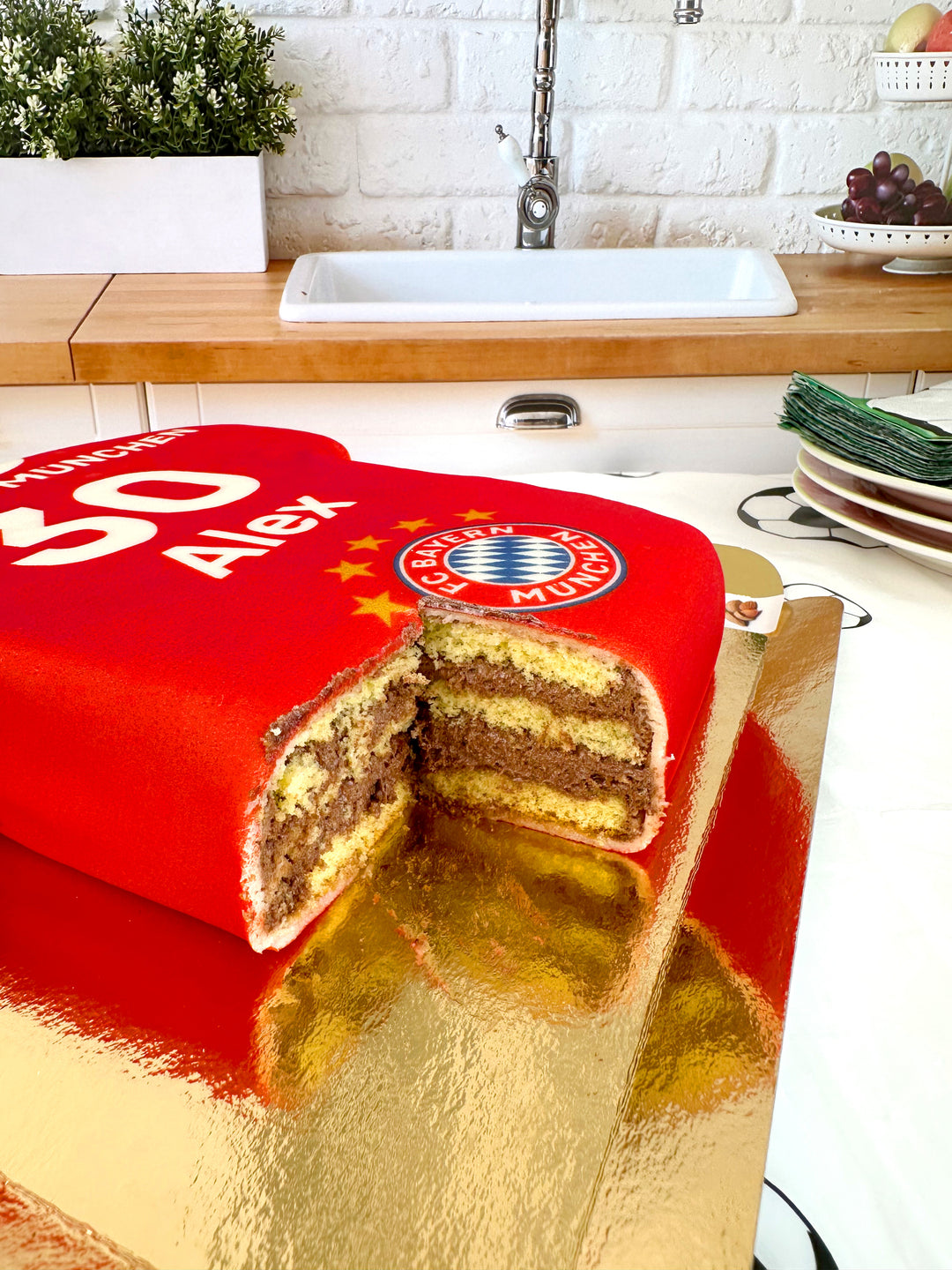 FC Bayern Munich Jersey Cake