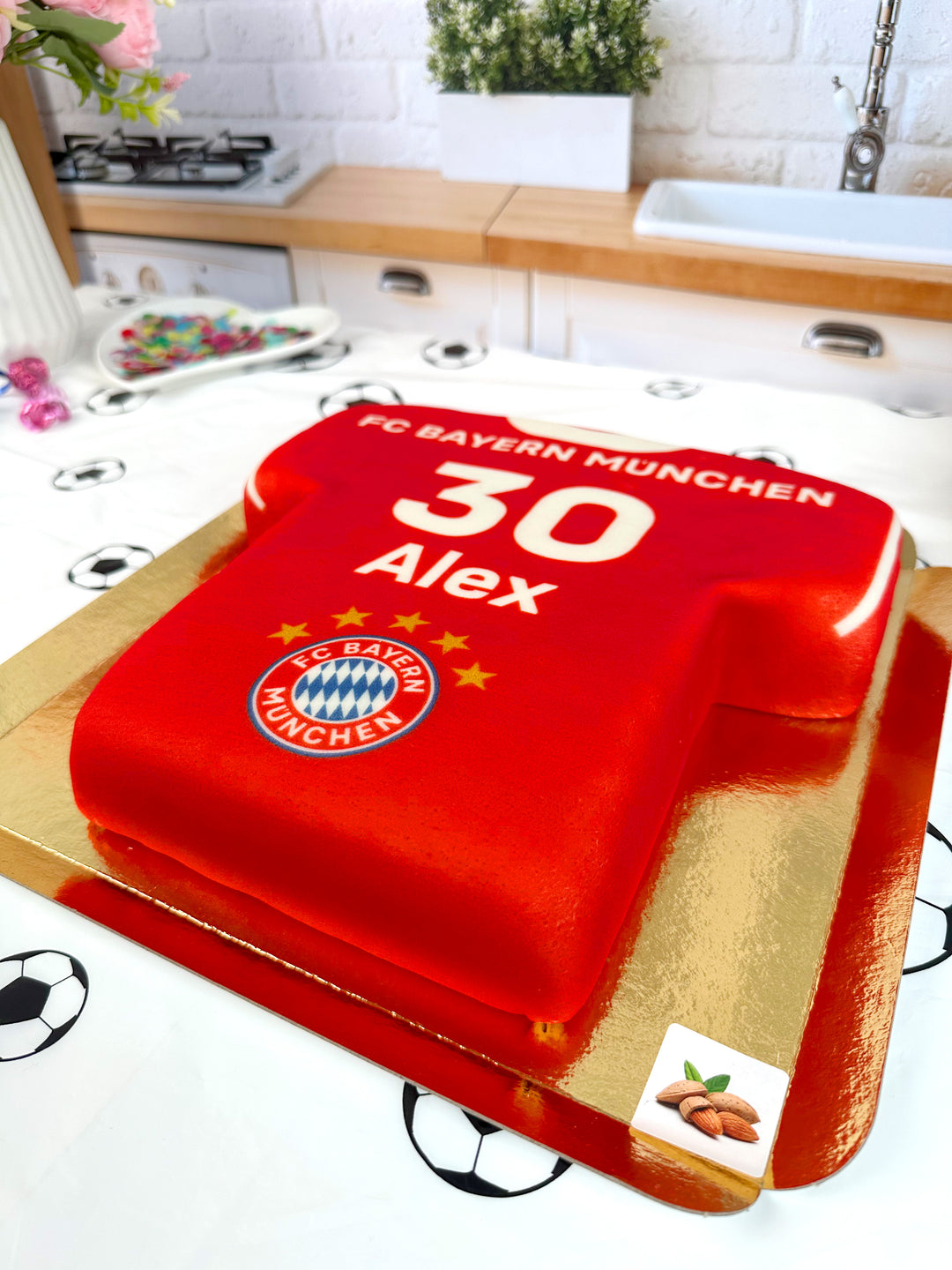 FC Bayern Munich Jersey Cake