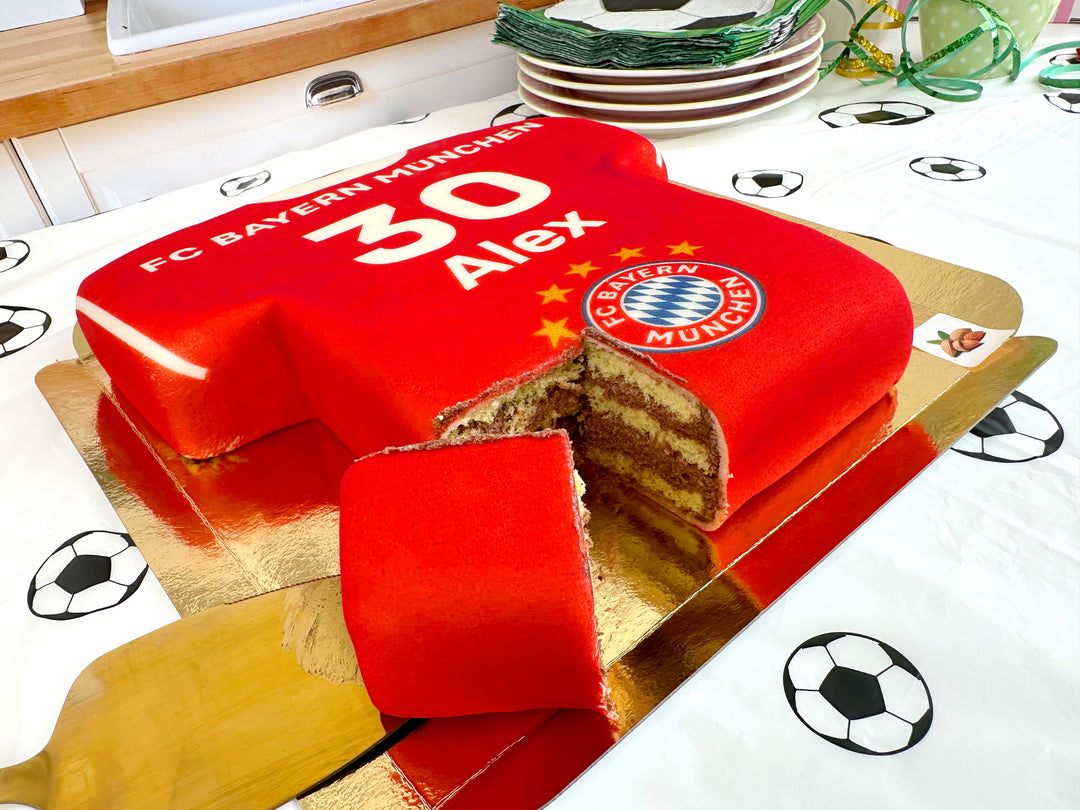 FC Bayern Munich Jersey Cake
