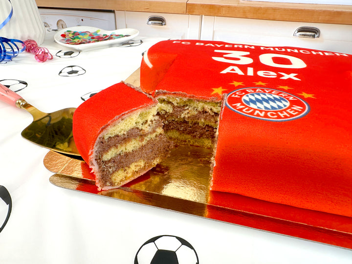 FC Bayern Munich Jersey Cake