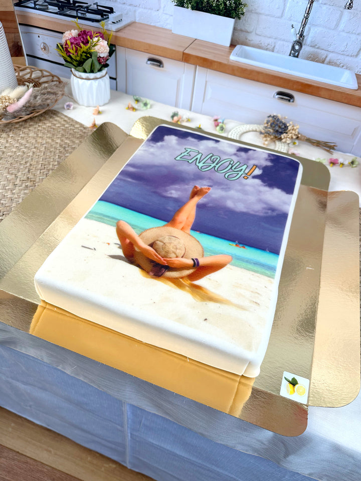 Photo cake without frame