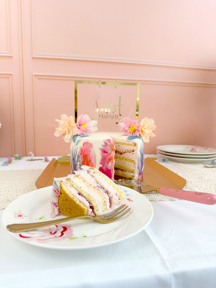 Deluxe Flower Cake