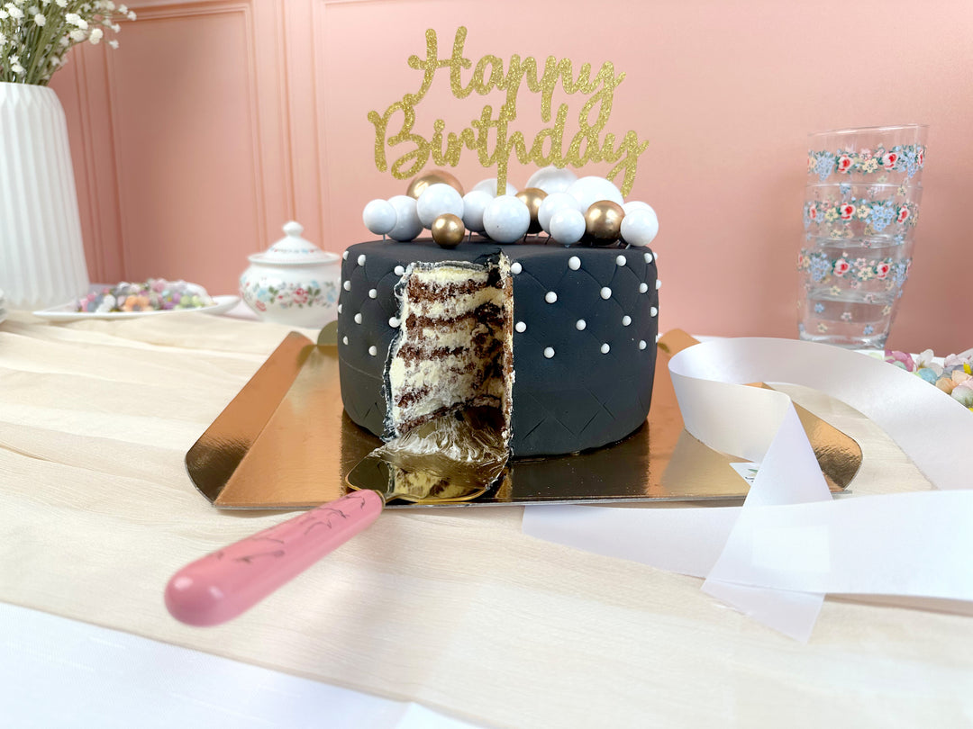 Black Deluxe Cake – double height