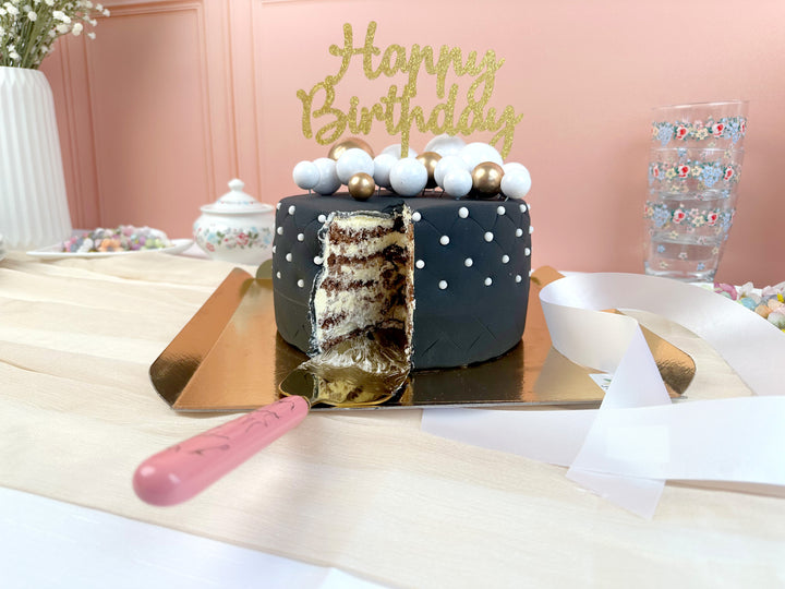 Black Deluxe Cake – double height