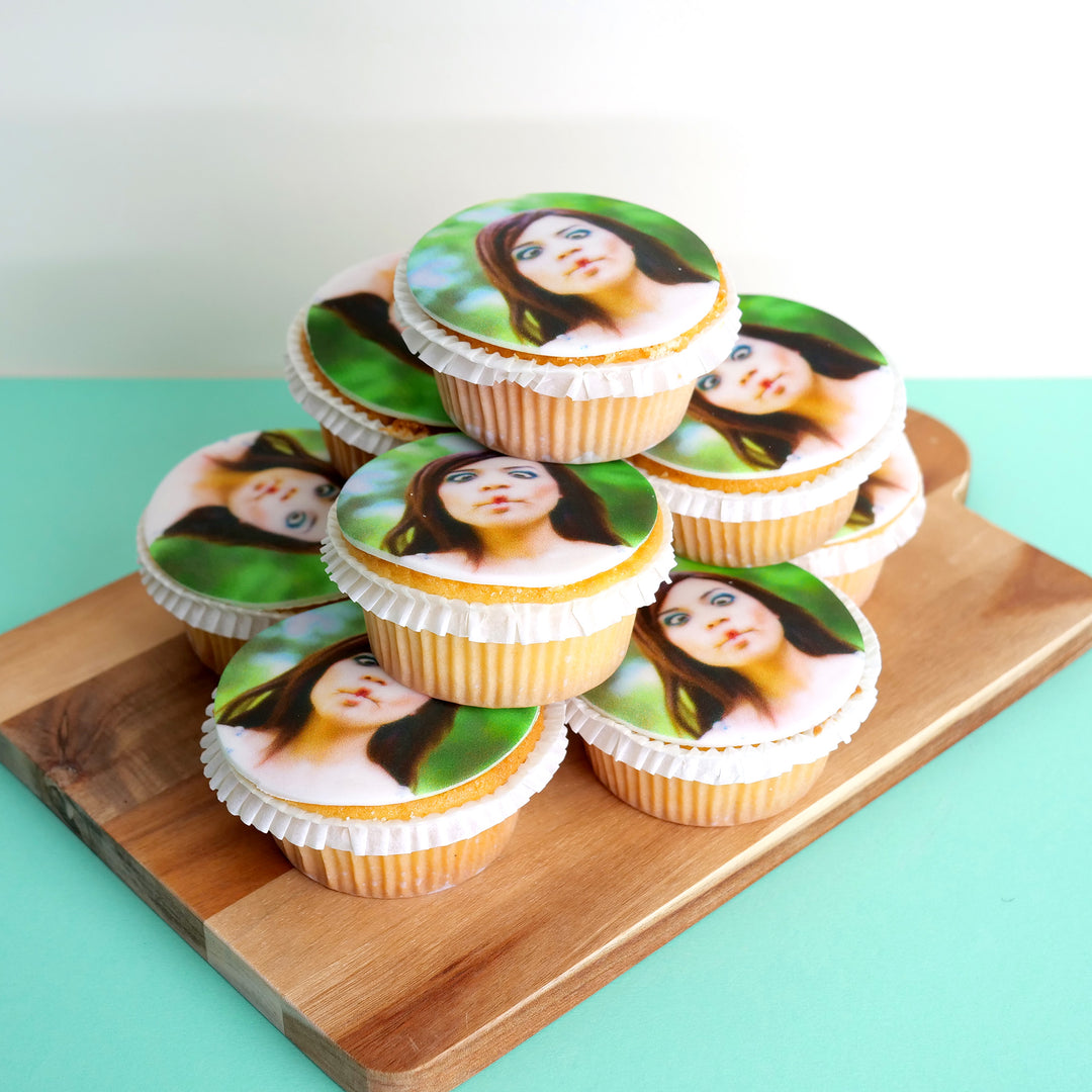 9 photo cupcakes