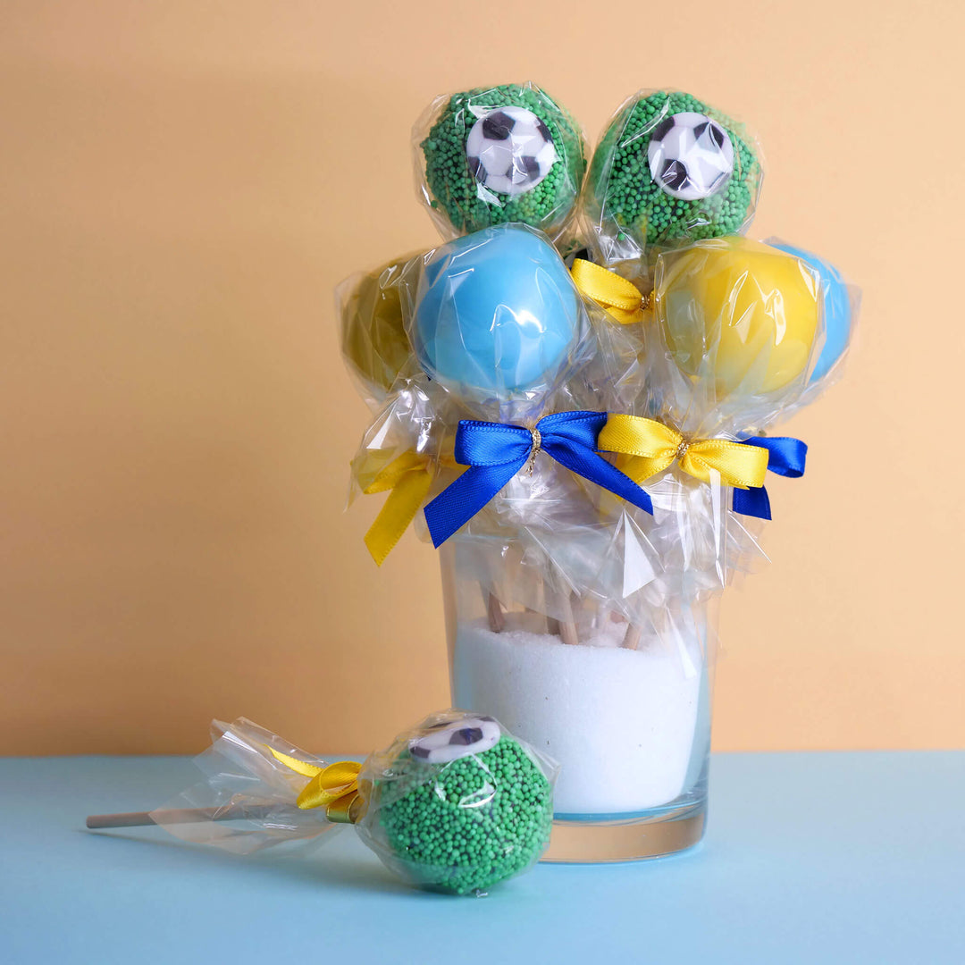Football cake pops Sweden (12 pieces)