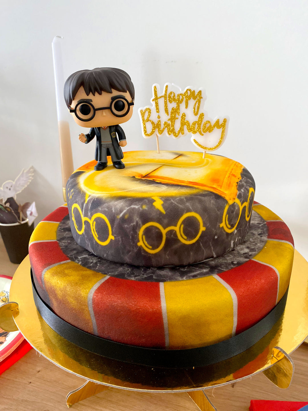 Harry Potter® on a two-tier lion cake