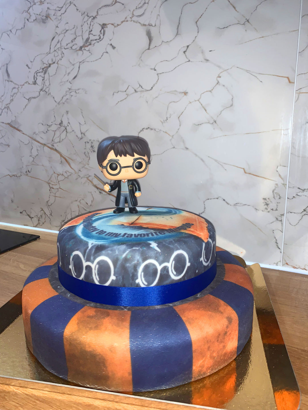 Harry Potter® on a 2-tier raven cake