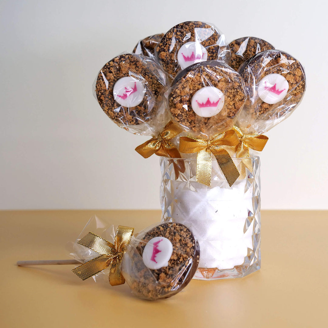 Lollipops with dark chocolate & cookie crumble with logo (10 pieces)