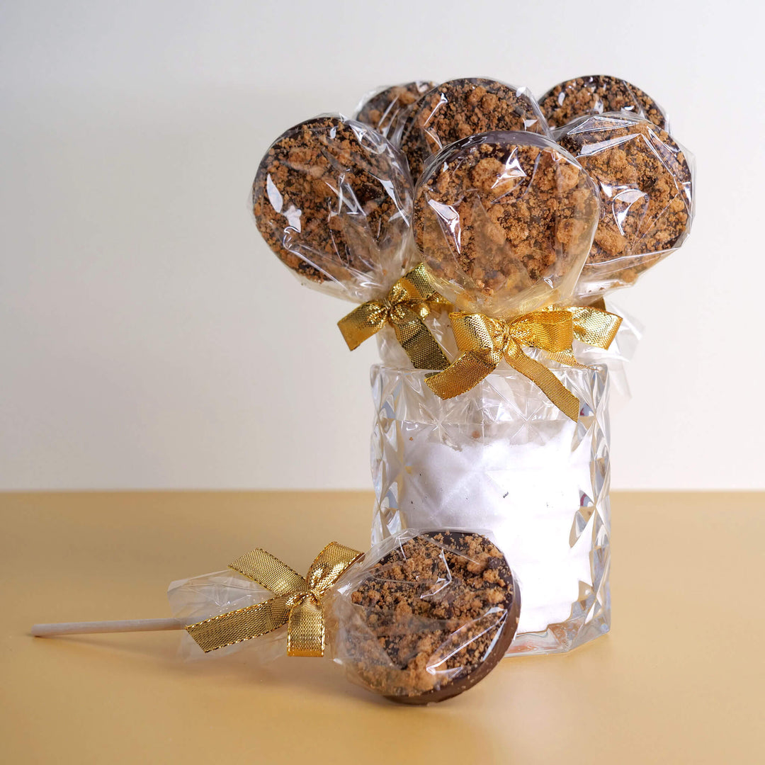 Lollipops with dark chocolate & cookie crumble (10 pieces)