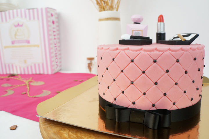 Deluxe Make-Up Cake with Black Ribbon