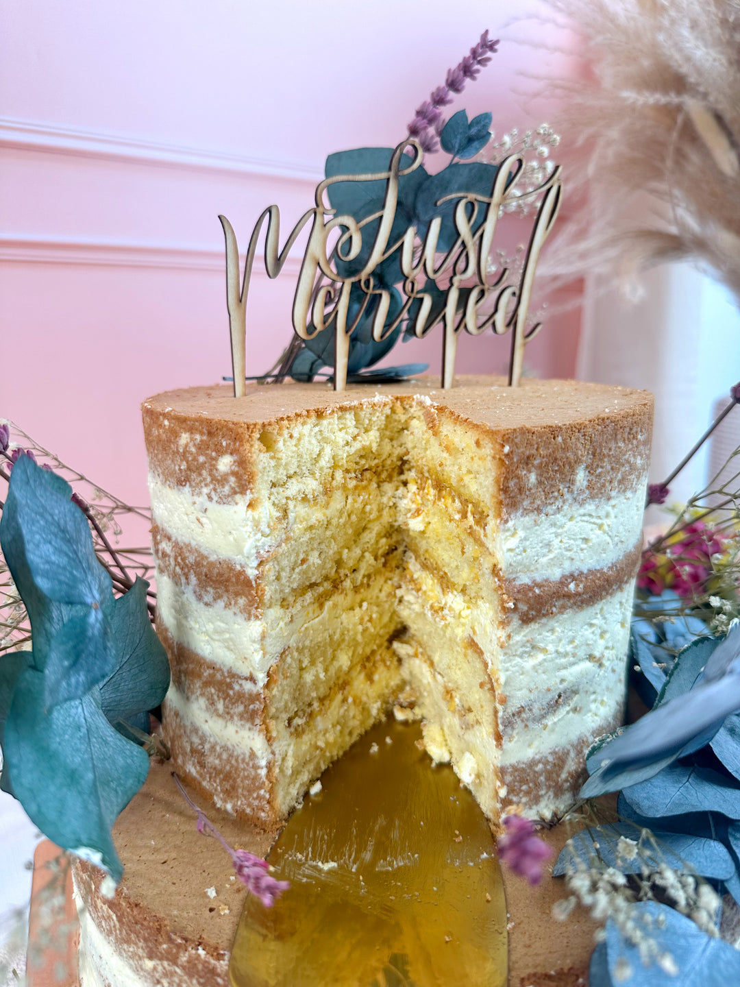Naked Cake wedding cake – vanilla/raspberry