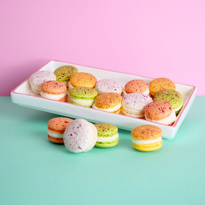 Speckled Easter Macarons (16 pieces)