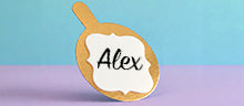 Edible fondant cake topper