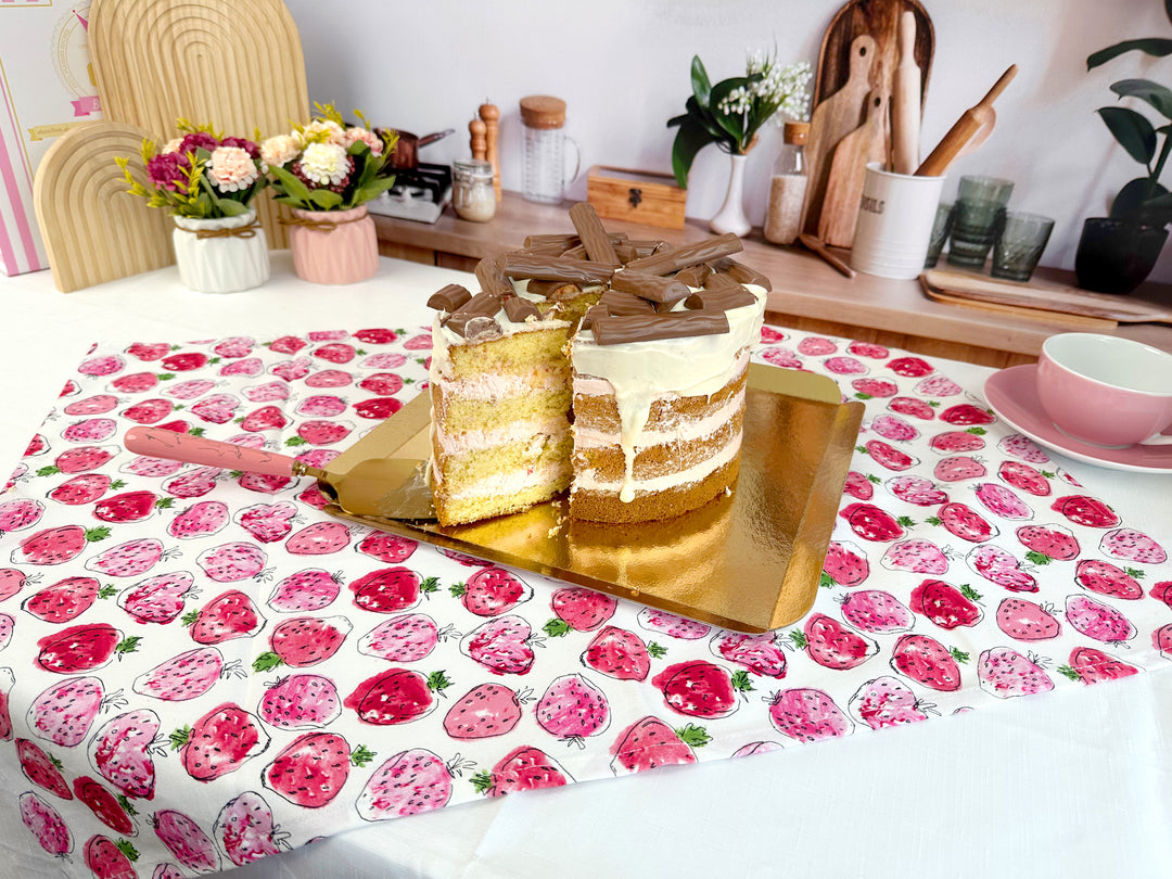 Cake with Yogurette® bars