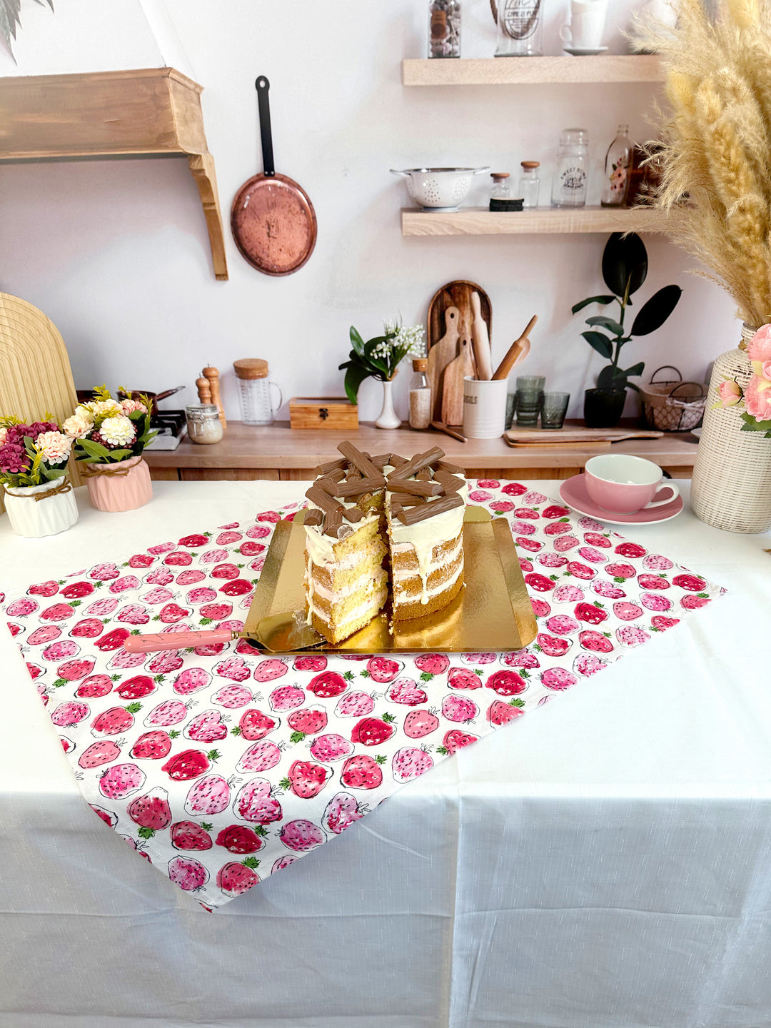 Cake with Yogurette® bars