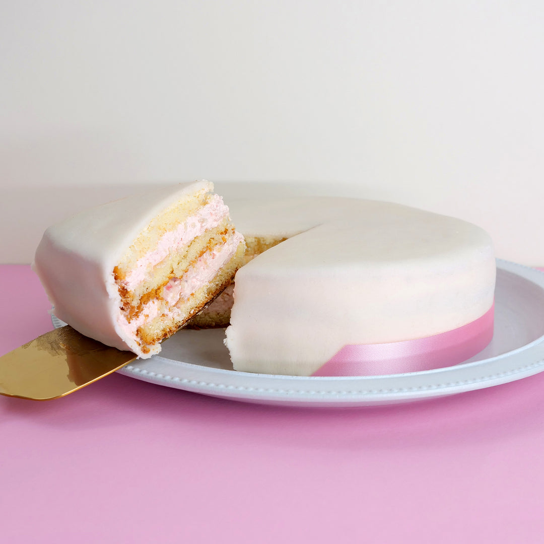 White Cake with Cake Ribbon