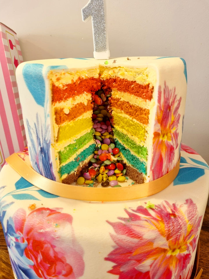 2-tier Deluxe Flower Cake