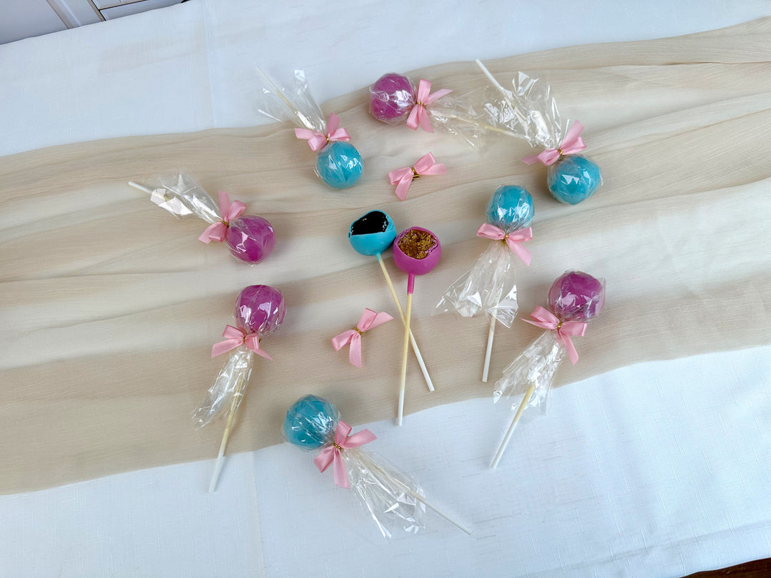 Cake pops with colourful icing and logo (12 pieces)