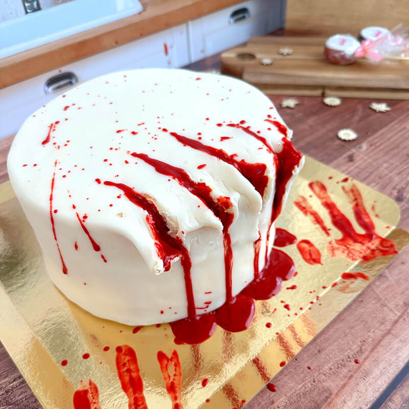 Bloody Halloween Cake