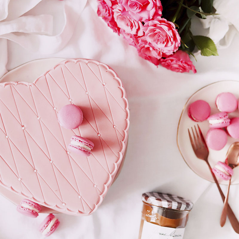Pink Deluxe Valentine’s Day Cake in Heart Shape – Double Height